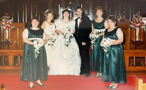 Anna Marie Holt photo gallery thumbnail 13 of 80