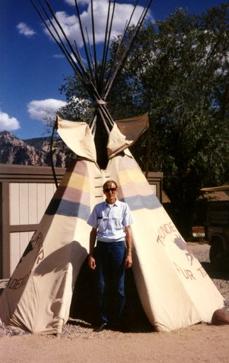 Alan Scholten photo gallery thumbnail 20 of 40