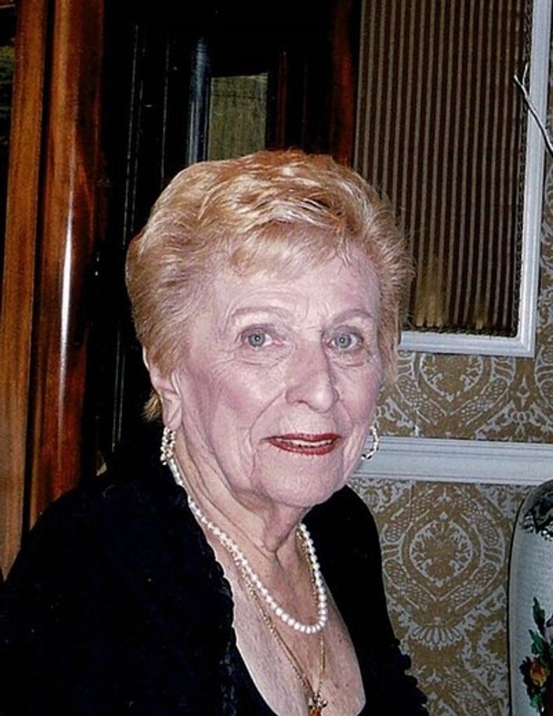 Florence Sibilski Profile Photo