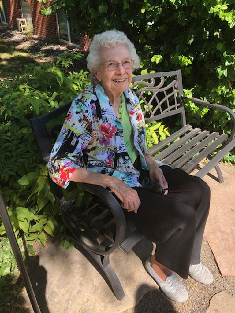Regina "Jean" Benton