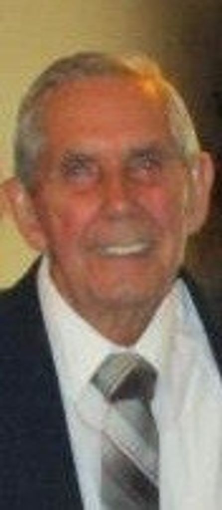 Kenneth  L Neslund