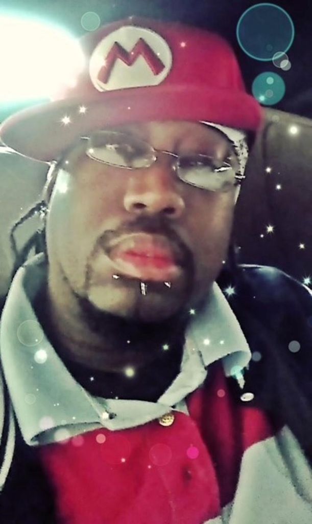 Darnell Wade Jones Profile Photo