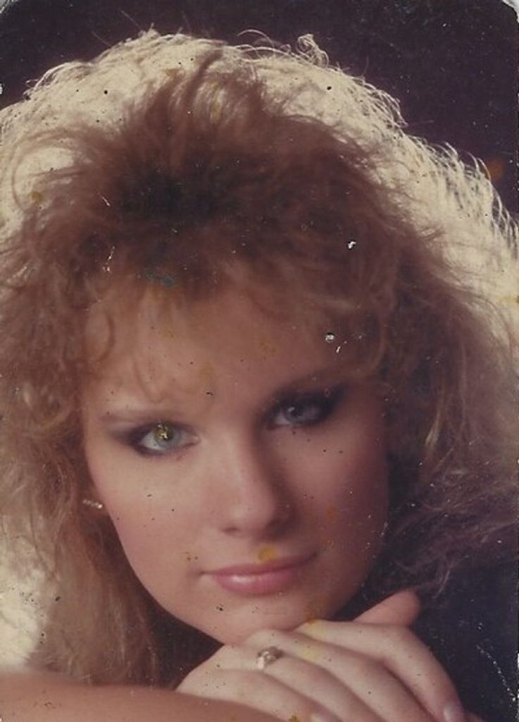 Julie L. Schultz Profile Photo