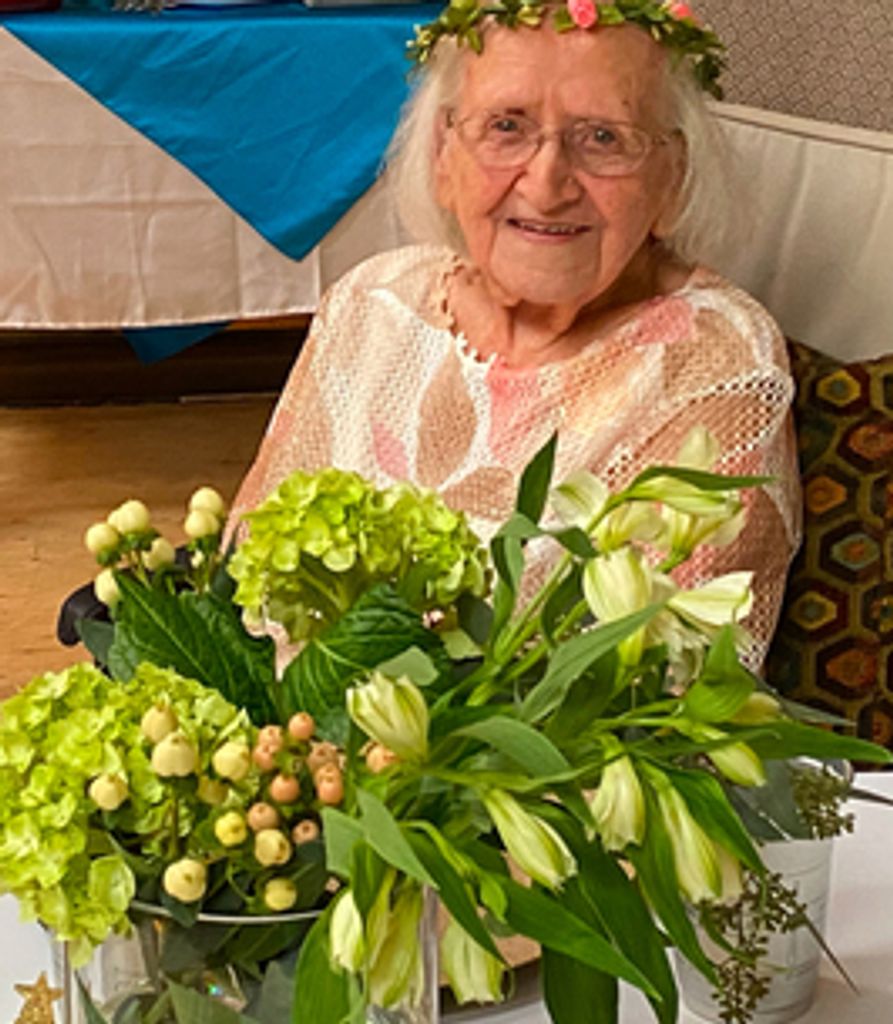 Ella Johnson Profile Photo
