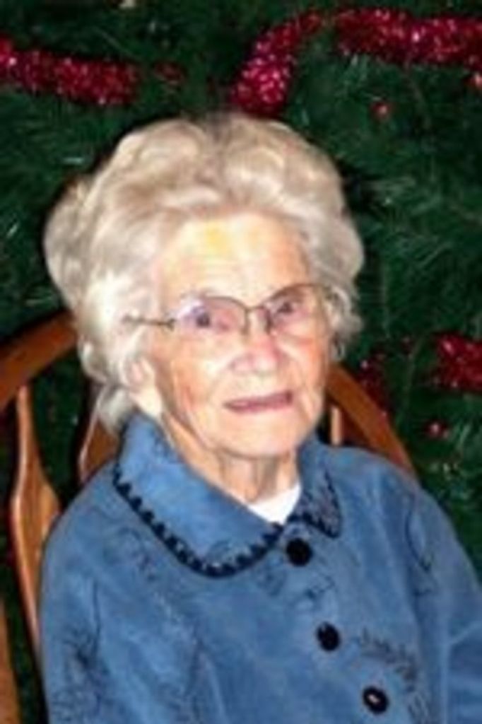 Clara Neumiller Profile Photo