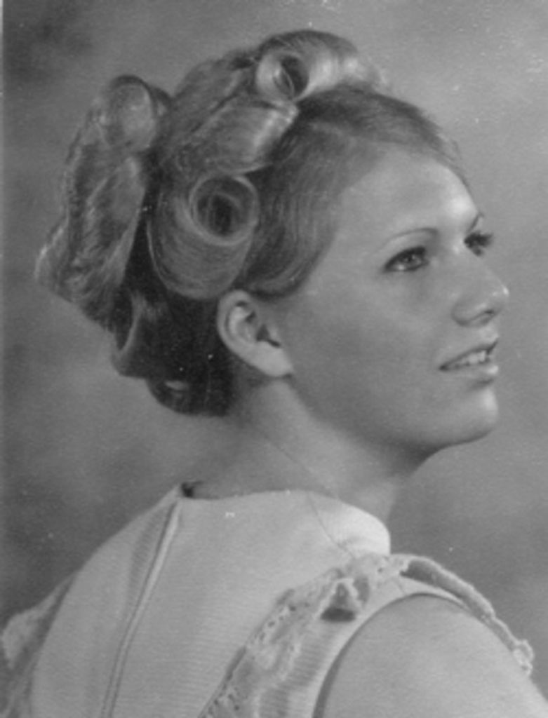 Valerie Hall Mcclean
