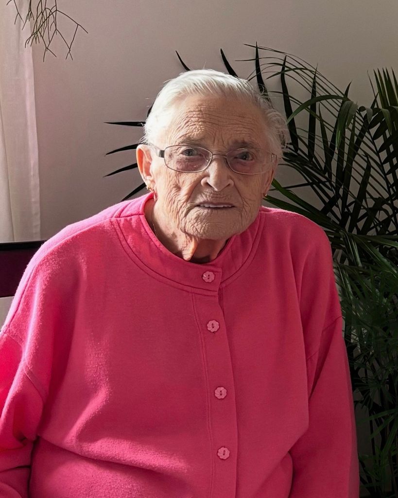 Crystal Doupagne Profile Photo