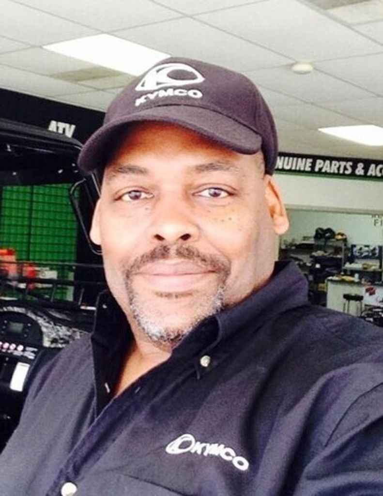 Larry Jr. Thompson Profile Photo