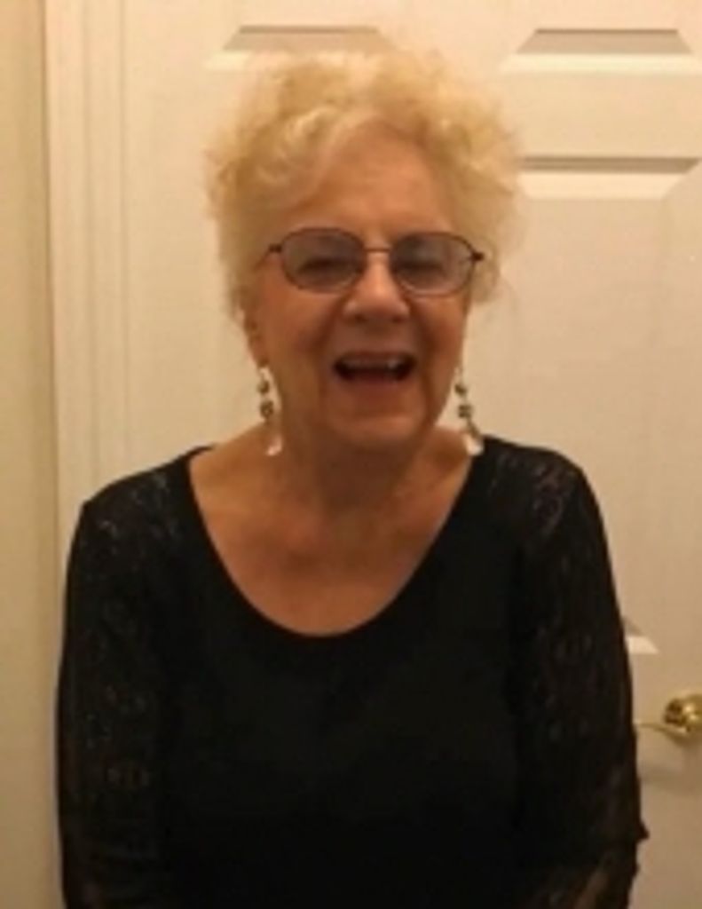 Evelyn Ann Favre Profile Photo