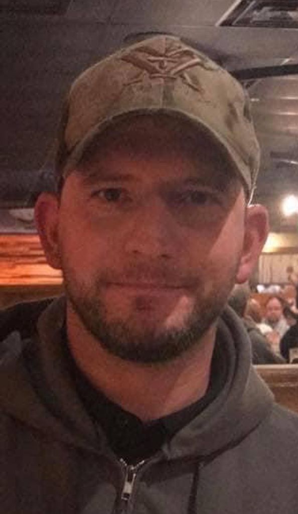 Robert Michael "Mike" Hamilton, Jr.