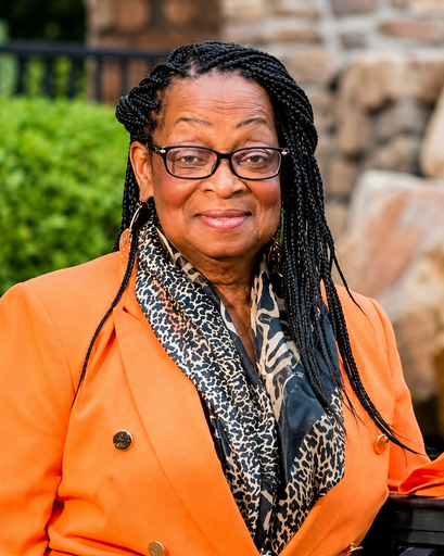 Elaine Ward Profile Photo