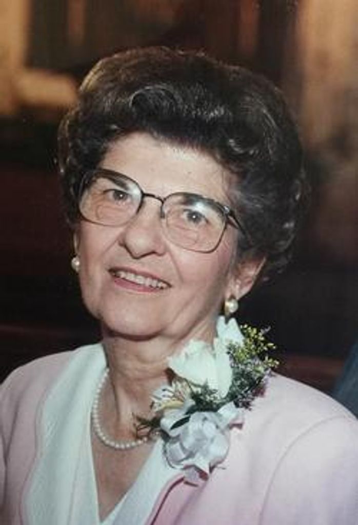 Helen Mae Egg Profile Photo