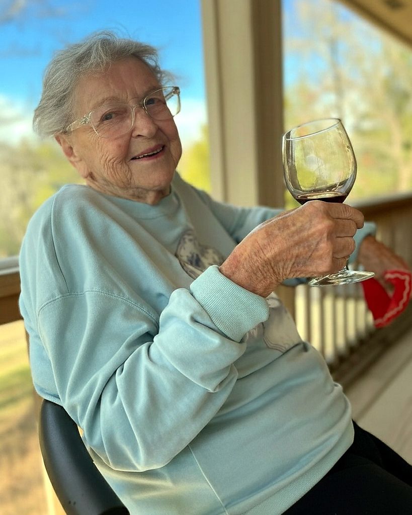 Evelyn Lavelle Reed Profile Photo