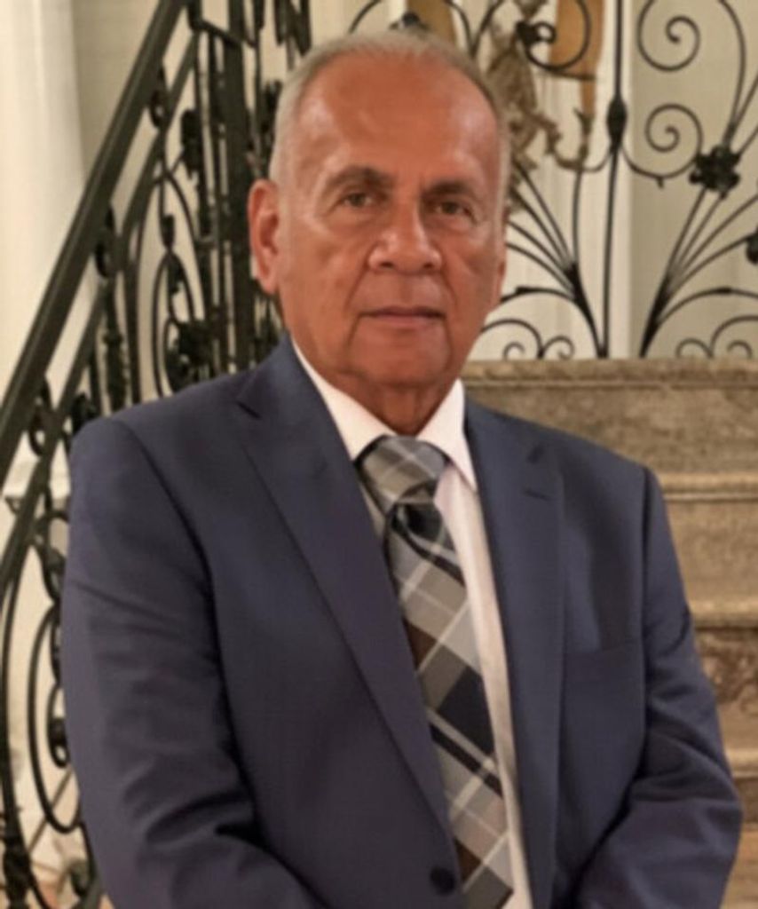 Hector L. Polidura