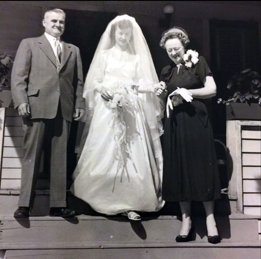 Margaret "Peggy" McElvoy photo gallery thumbnail 5 of 185