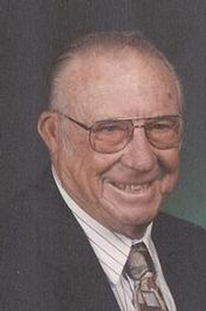 Elmer Strauch