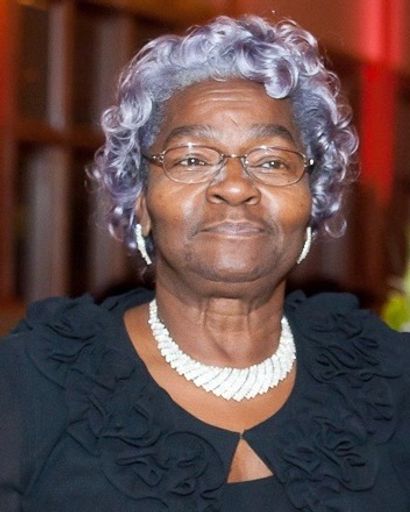 Molcy Lee McCier's obituary image