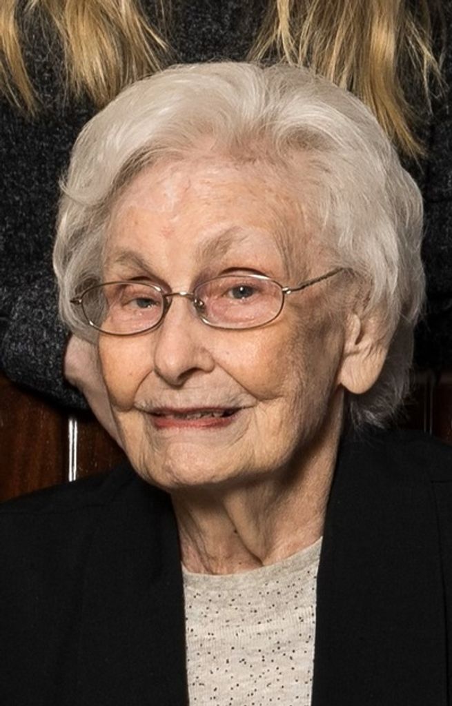 Evelyn Kinningham Profile Photo