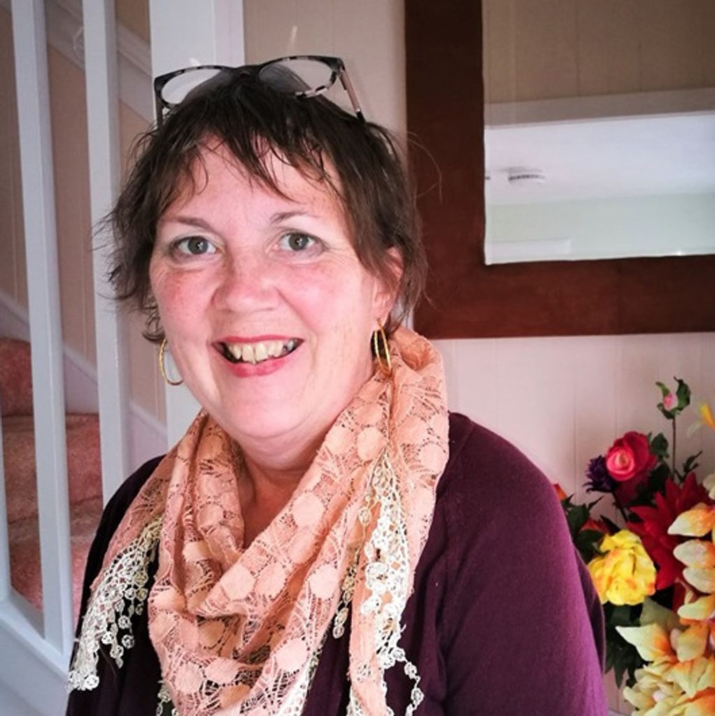 Lisbeth Chalenburg Jones