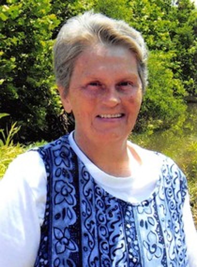 Sarah Marie (Wolfe)  Day Profile Photo