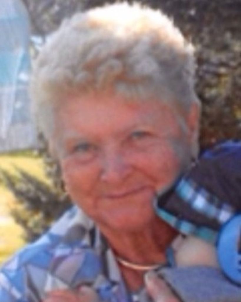 Yvette Dostie Profile Photo