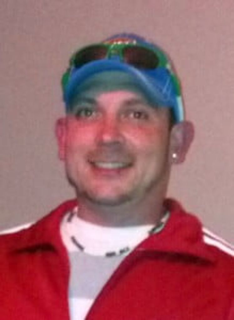 Derek Lee Collins Profile Photo