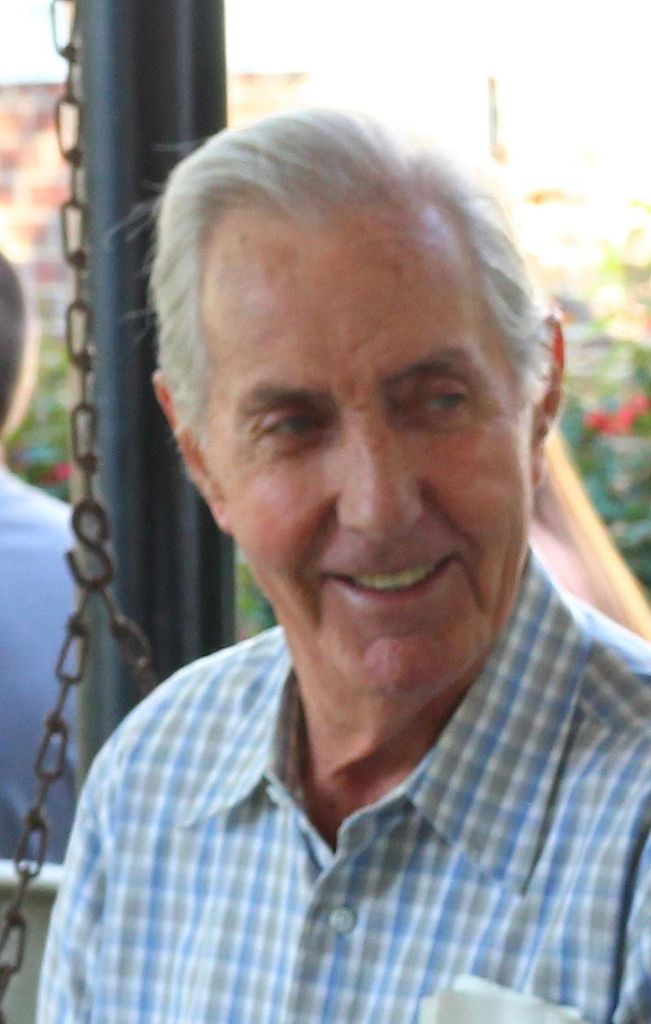 Charles Jerry Barefoot Profile Photo