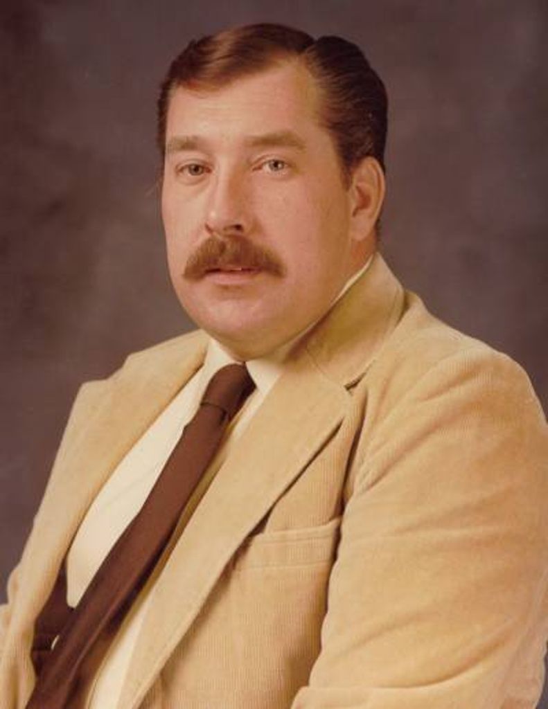 Kenneth M. Howard Profile Photo