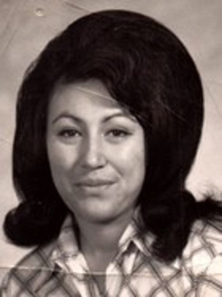 Louise Hernandez