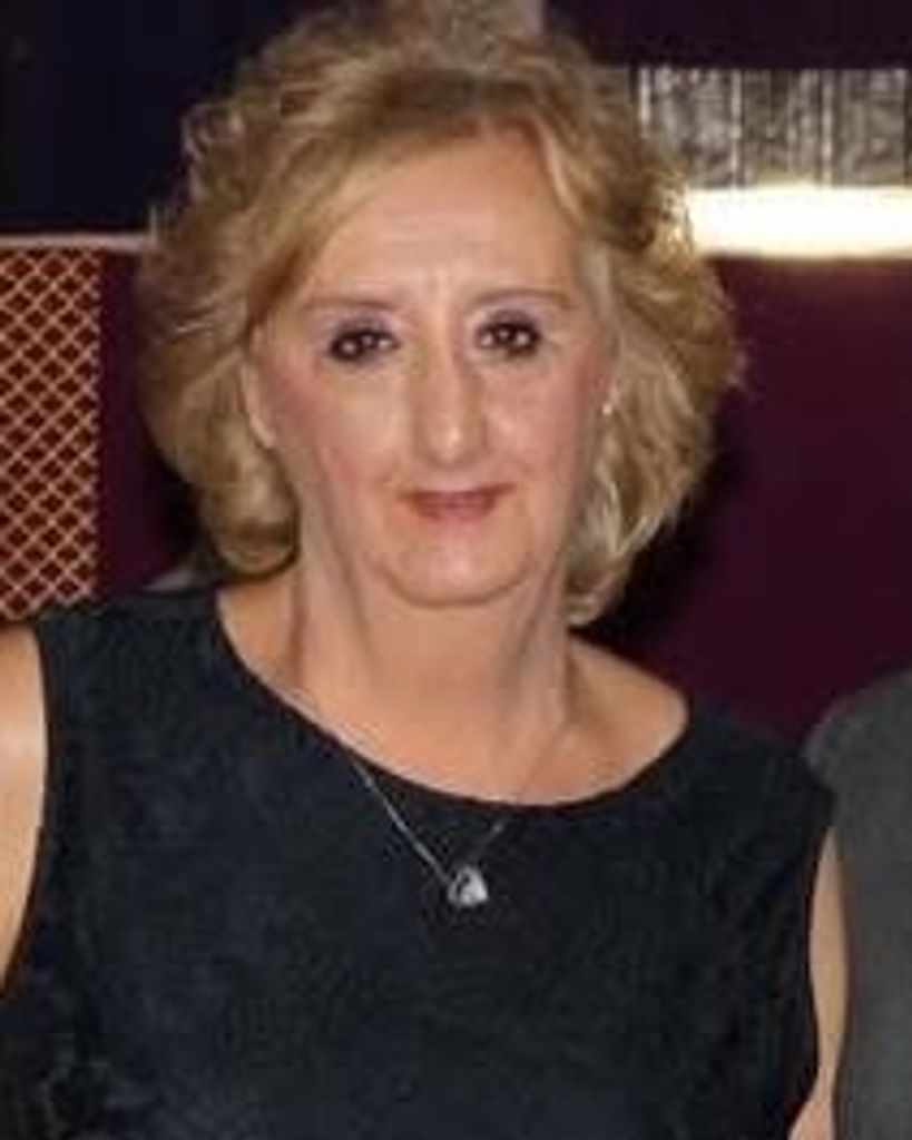 Anne Lukach Profile Photo