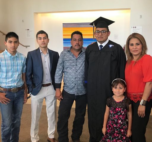 Enrique Martinez Ponce photo gallery thumbnail 12 of 16