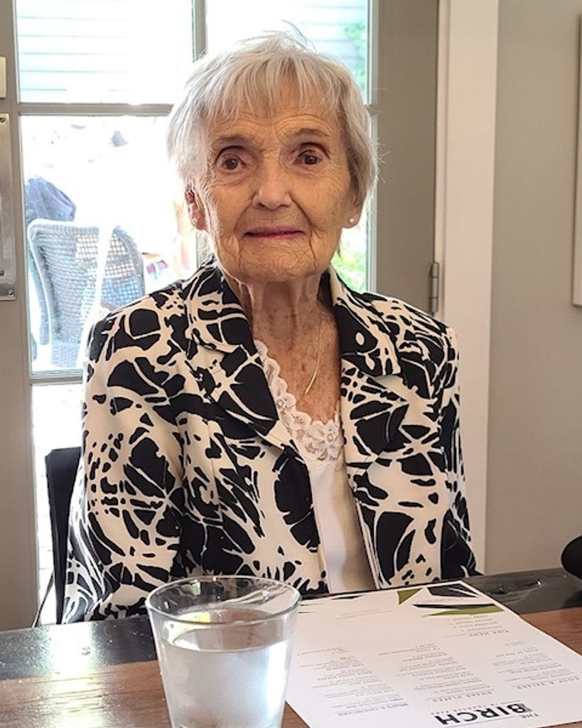 Jean Stratton (nee Steinkuhl)