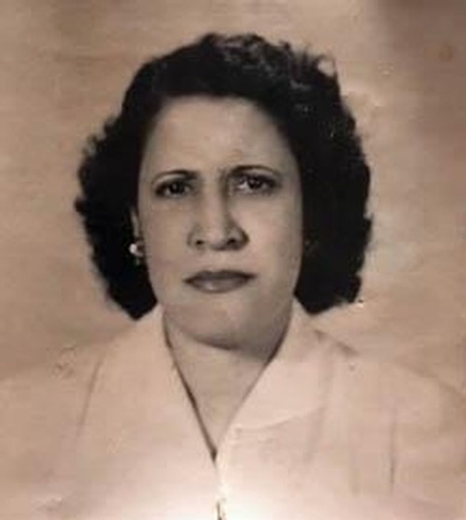 Ana Rosa Castillo