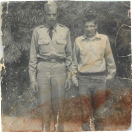 George T. Hooten photo gallery thumbnail 13 of 48