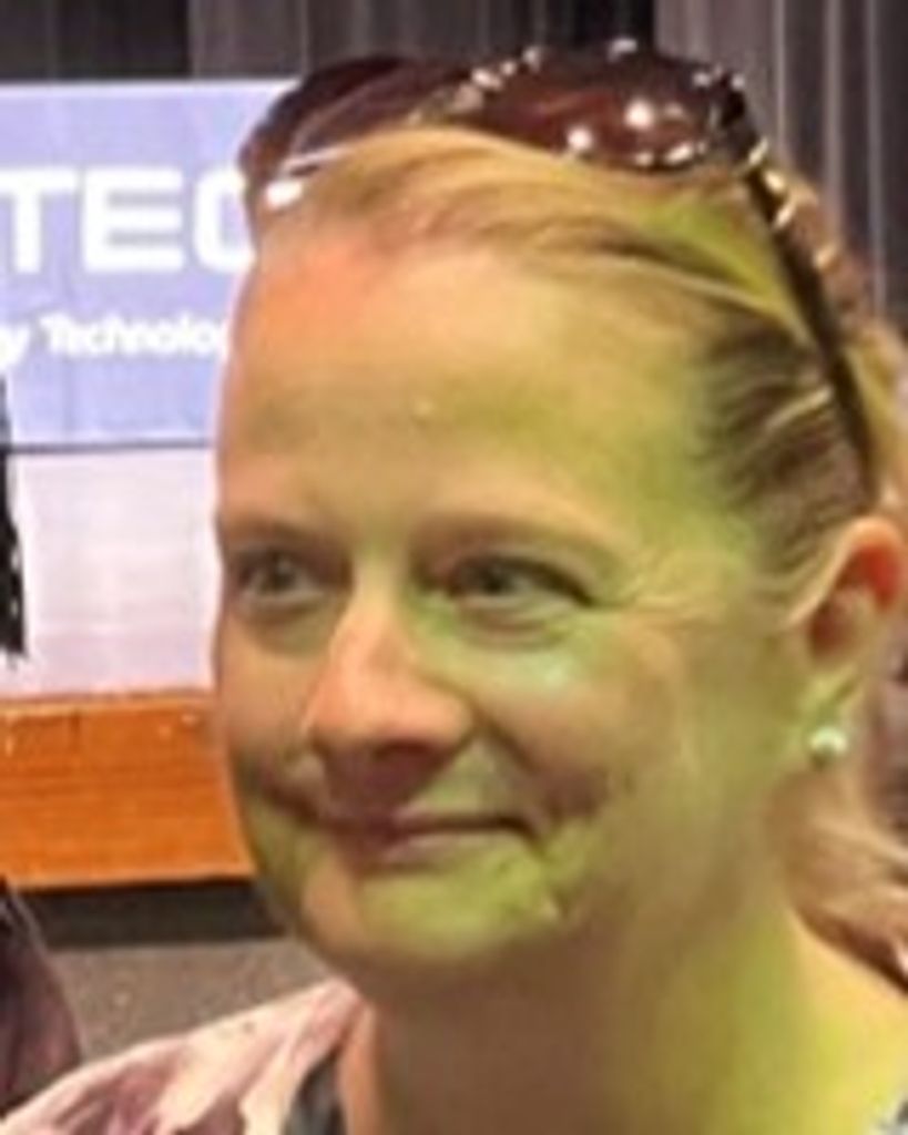 Amy Denise (Torluemke) Sammons