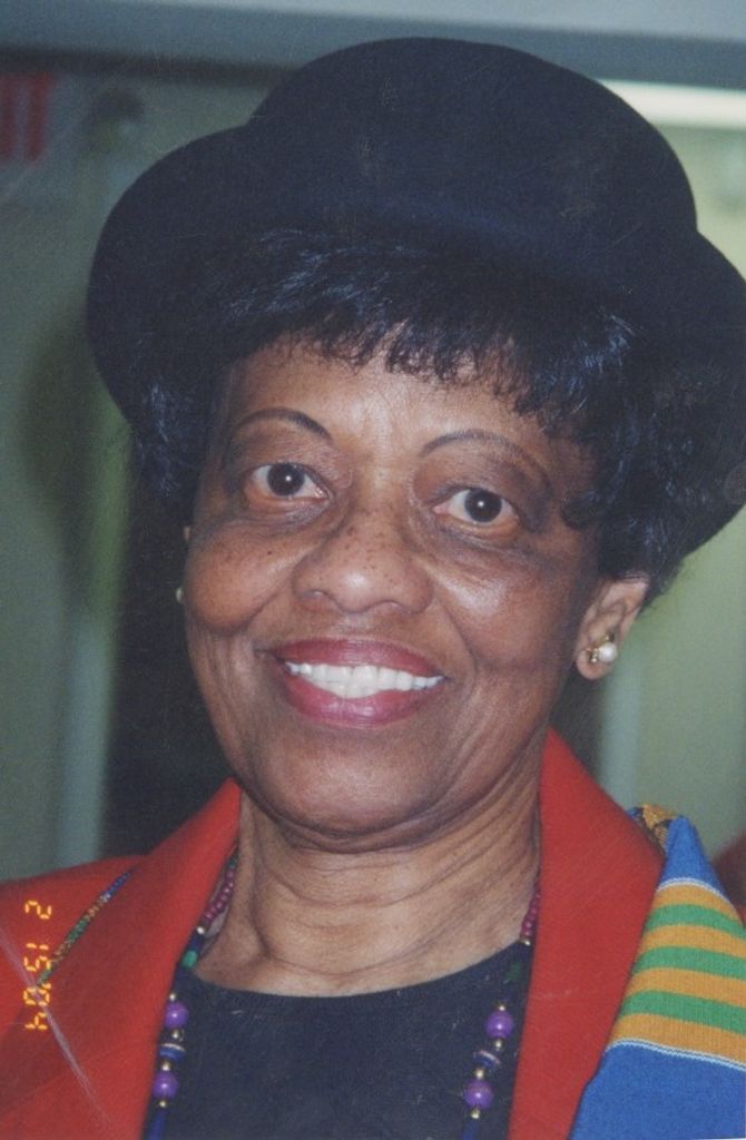Lorraine Gardner Profile Photo