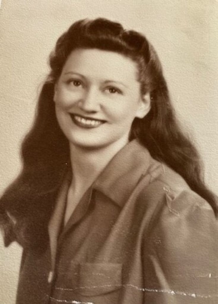 Josephine Machinak Profile Photo