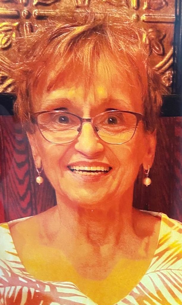 Maureen (Moniz)  Hebert Profile Photo