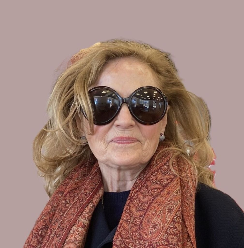 Bobbie (Hainline)  Howrey