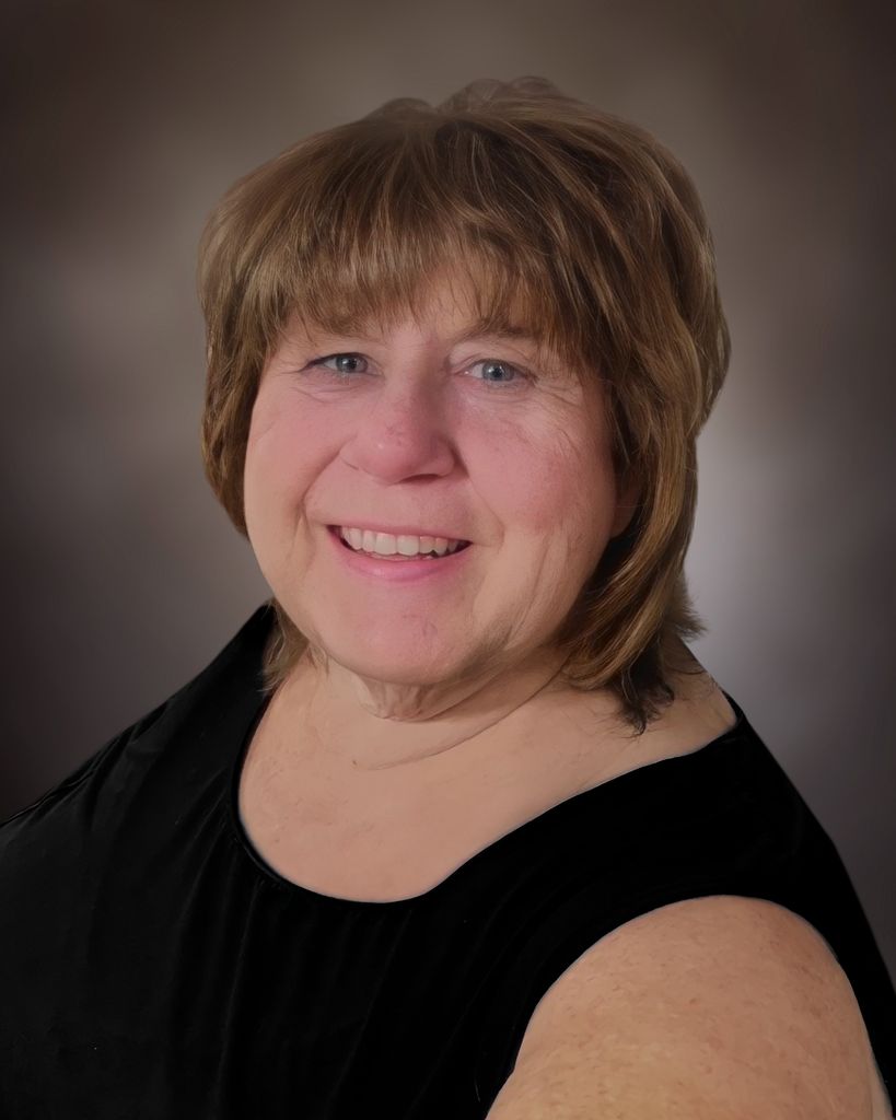 Marie Elaina Poirier Profile Photo