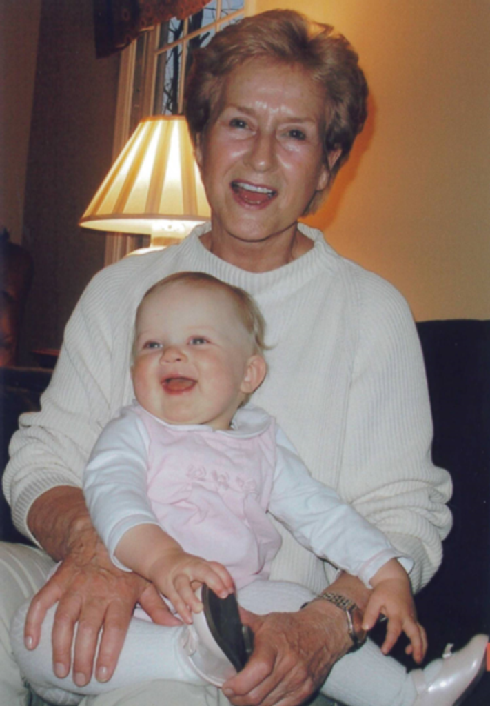 Elke Mclaughlin Profile Photo