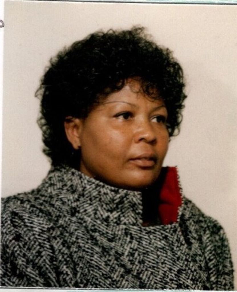 Gloria R. Alexander