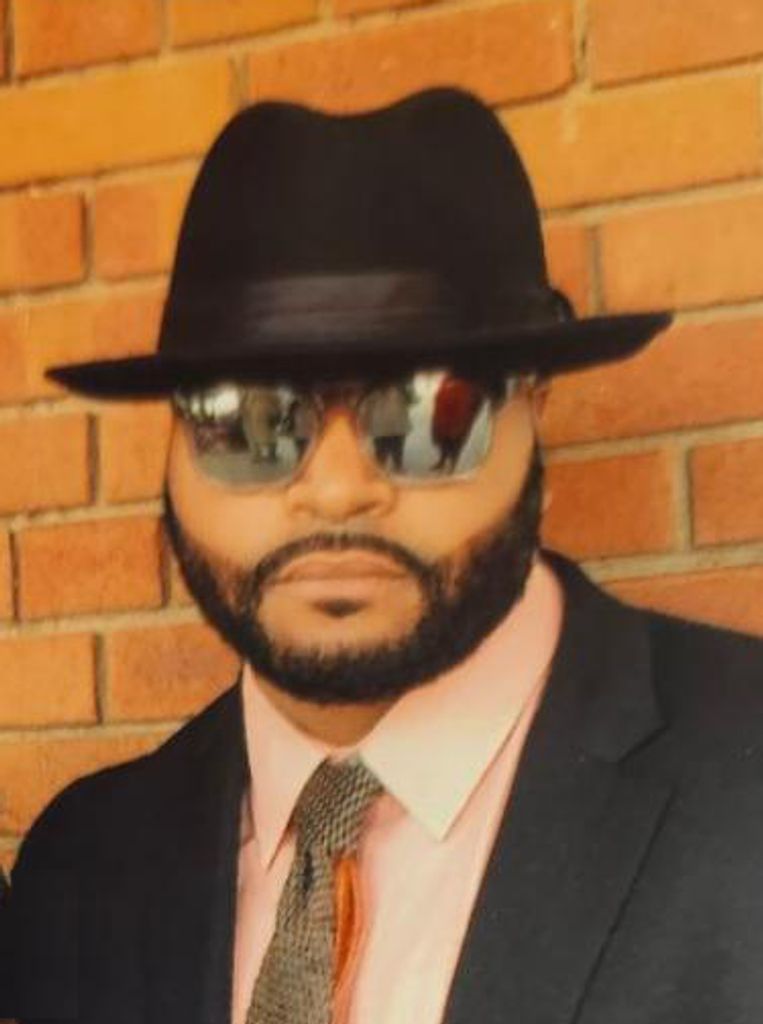 Courtney Oliver Edgehill Profile Photo