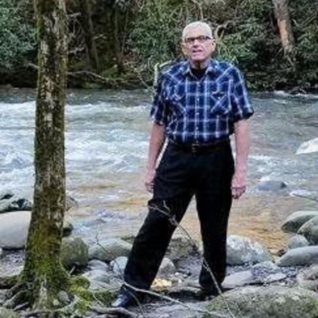 Robert Earl Walker