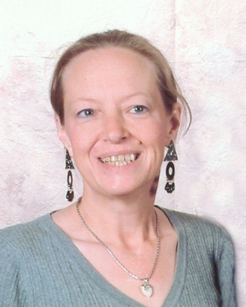 Michelle "Shelly" Leann Davis