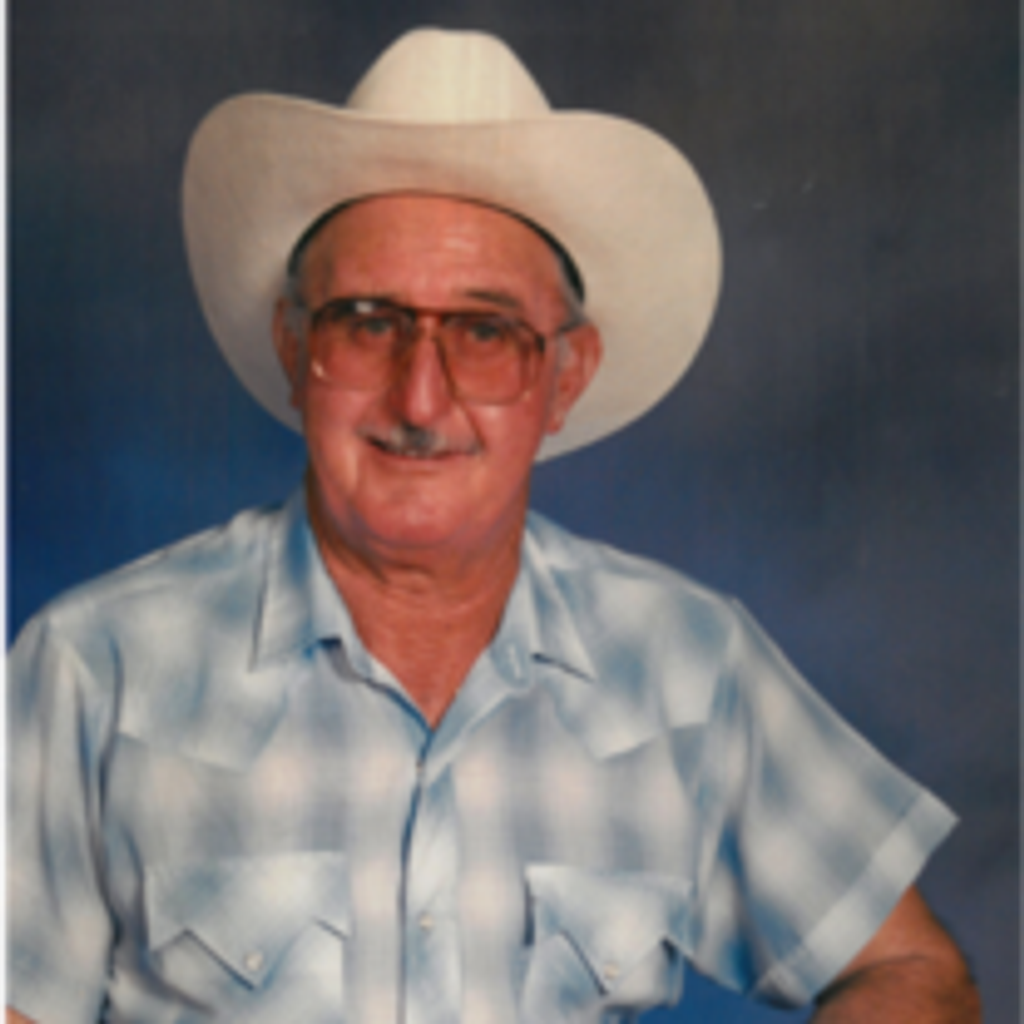 Max Salazar