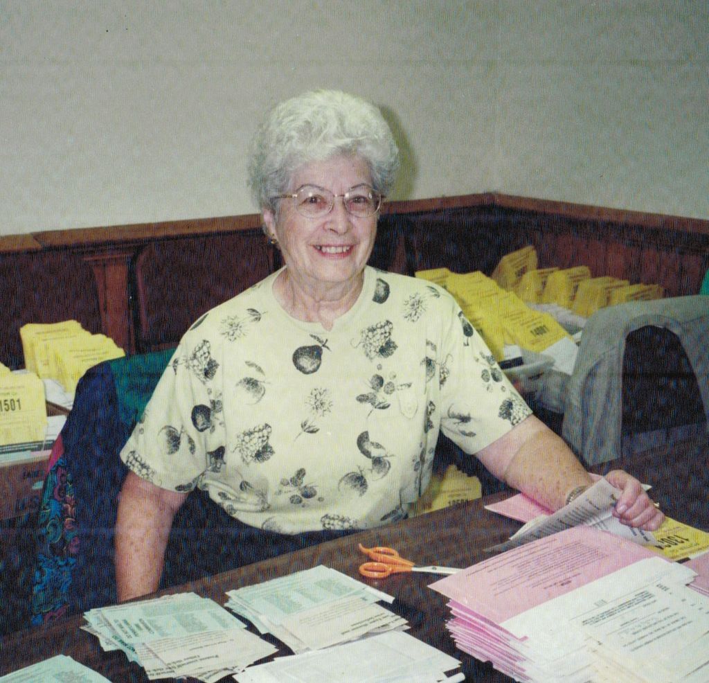 Mildred L. (Carey)  Knowlton