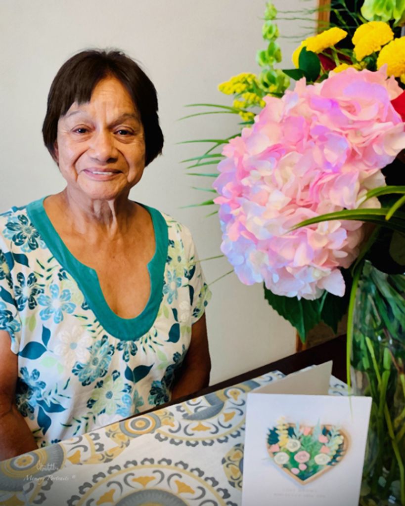 Nieves Saldivar Profile Photo