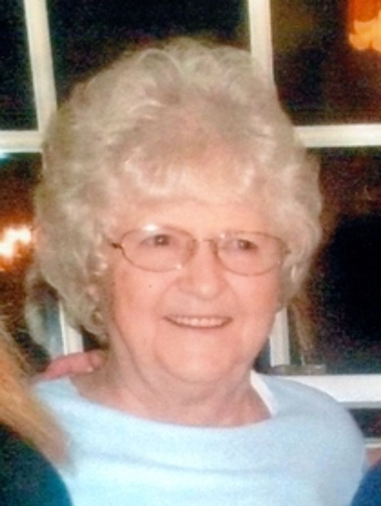 Maxie (Peterson)  Bennett Profile Photo