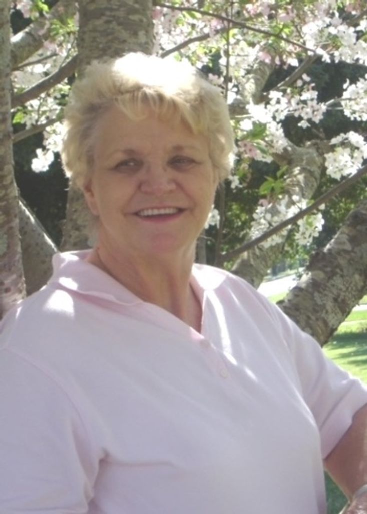Joan Smallwood Profile Photo